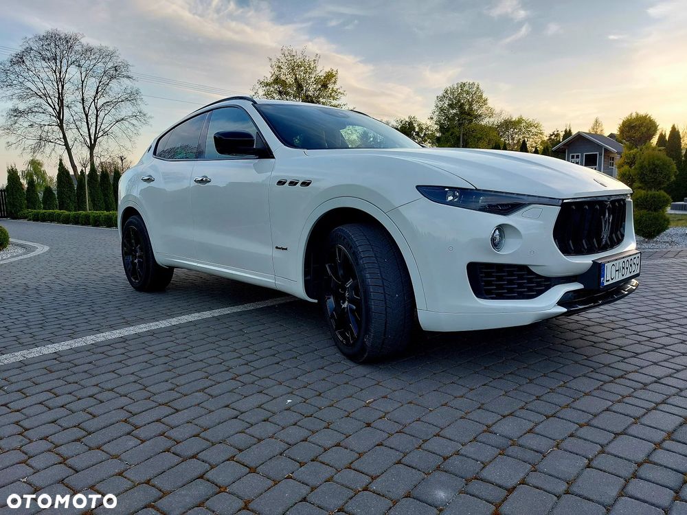 Maserati Levante Q4 GranSport - 4