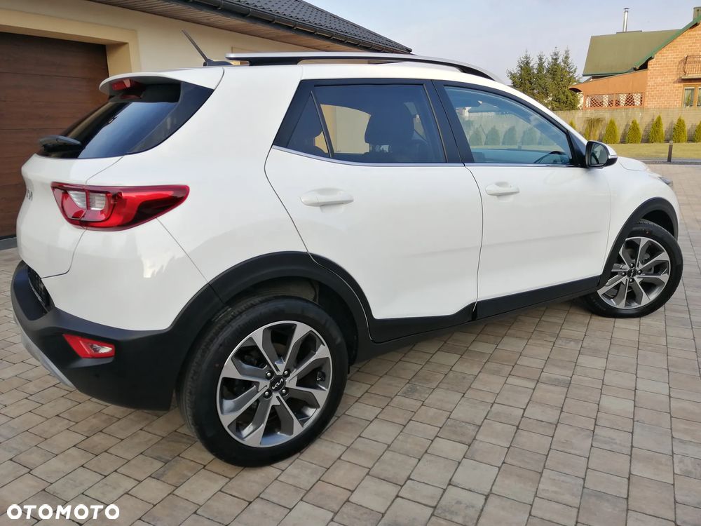 Kia Stonic 1.0 T-GDI MHEV L Business Line - 12
