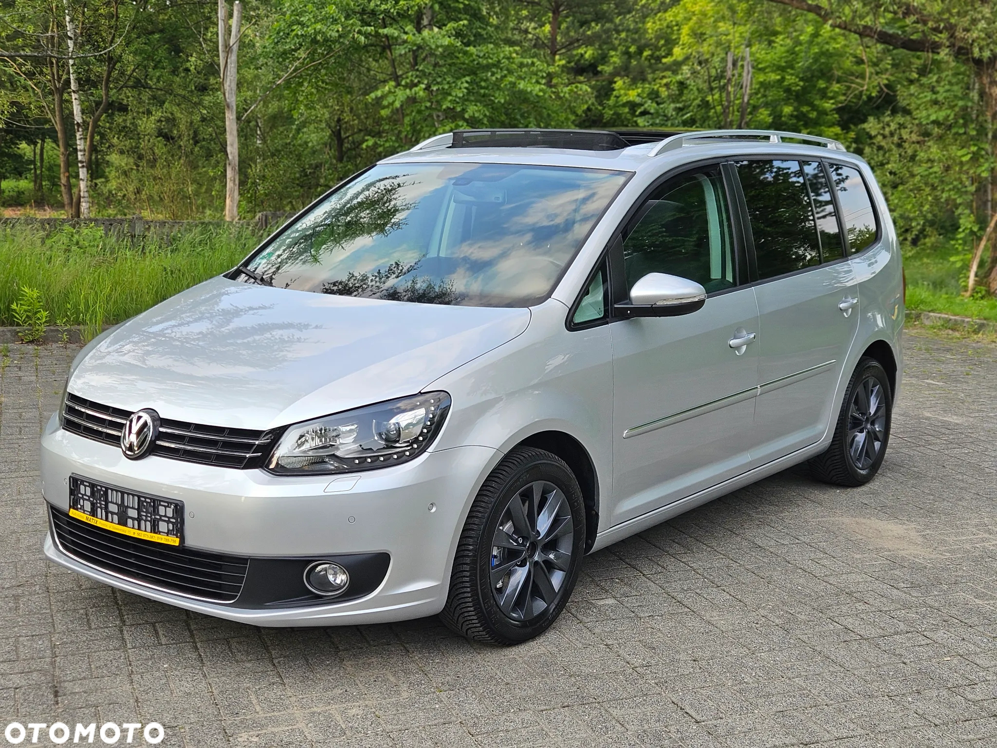 Volkswagen Touran 1.4 TSI Cross DSG - 9