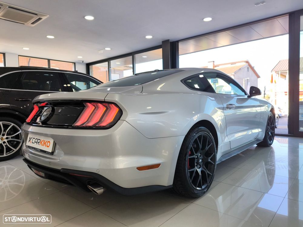 Ford Mustang 2.3i EcoBoost - 6