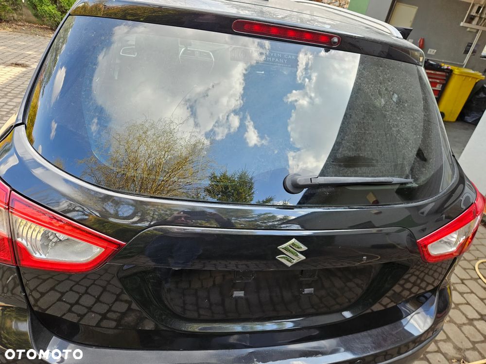 Suzuki SX4 S-Cross klapa tył tylna szyba  ZCE - 2