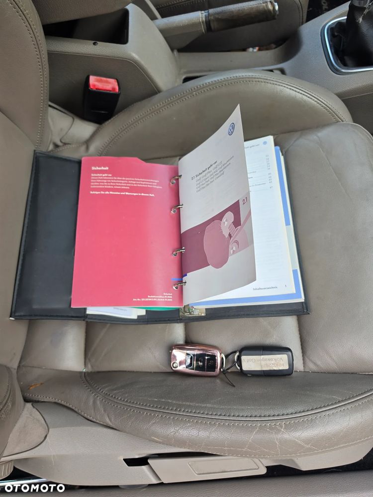Volkswagen Golf - 11