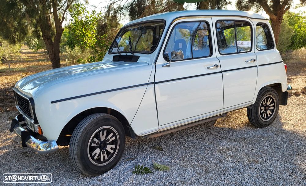 Renault 4 - 6