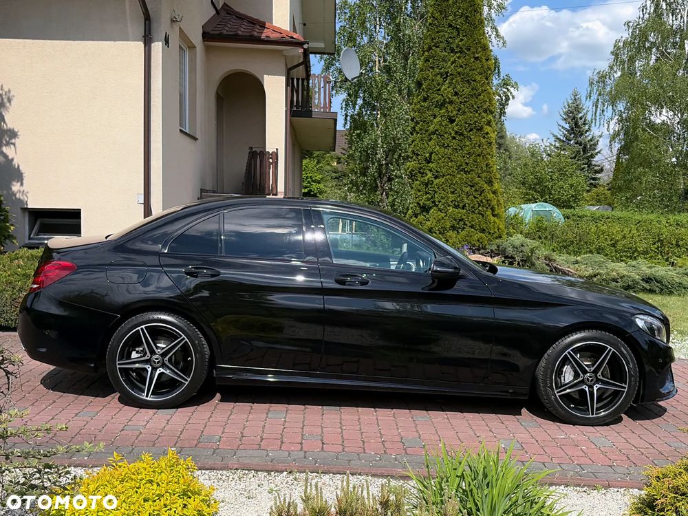Mercedes-Benz Klasa C 180 9G-TRONIC AMG Line - 5
