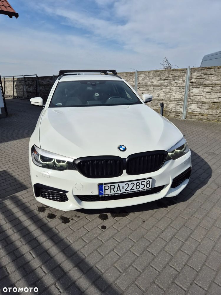 BMW Seria 5 520d xDrive M Sport sport - 9
