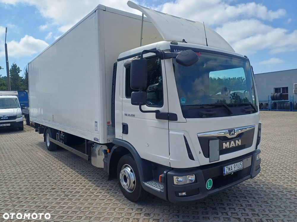 MAN TGL 12.250 KONTENER + WINDA - 3
