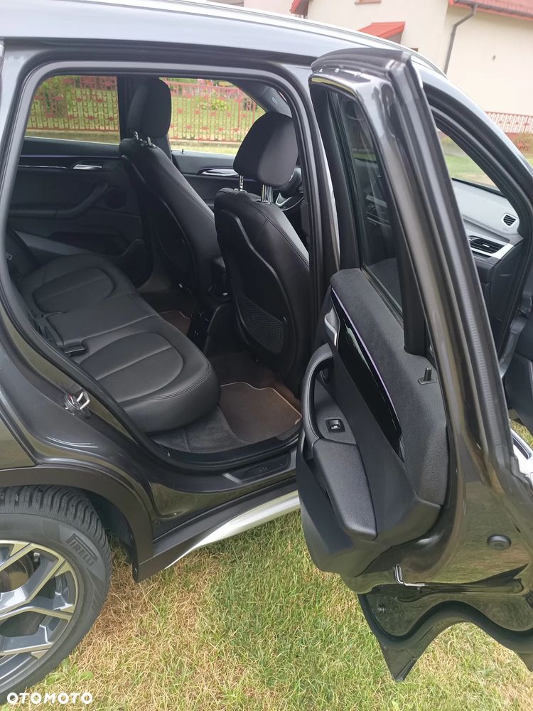 BMW X1 xDrive25i GPF xLine sport - 29