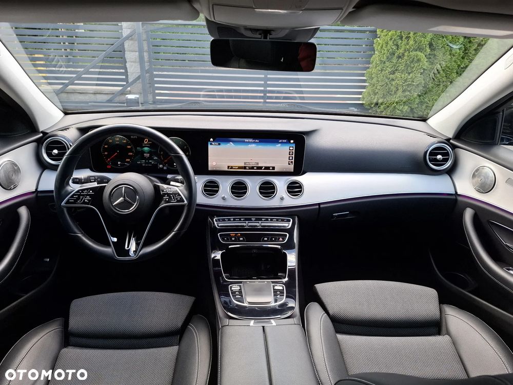 Mercedes-Benz Klasa E 300 de 9G-TRONIC Avantgarde - 23