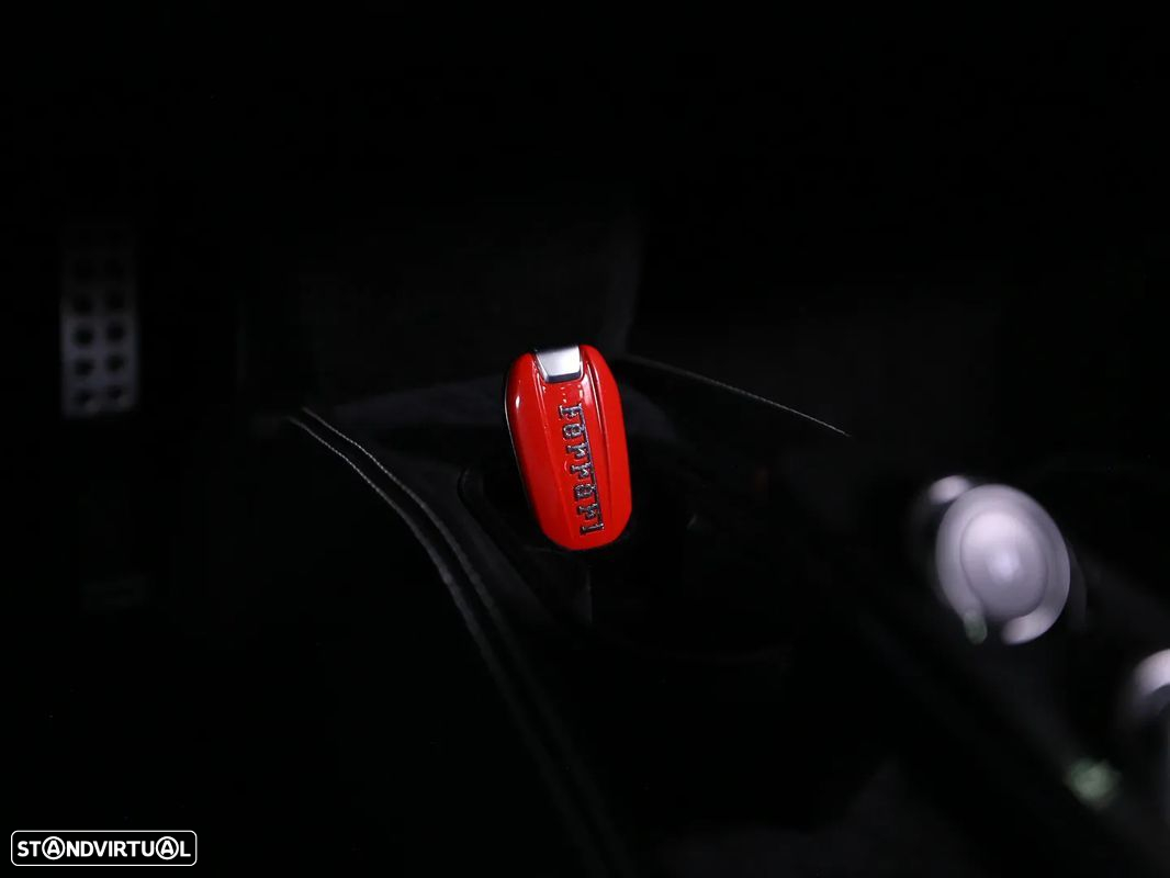 Ferrari F8 Tributo Spider - 42