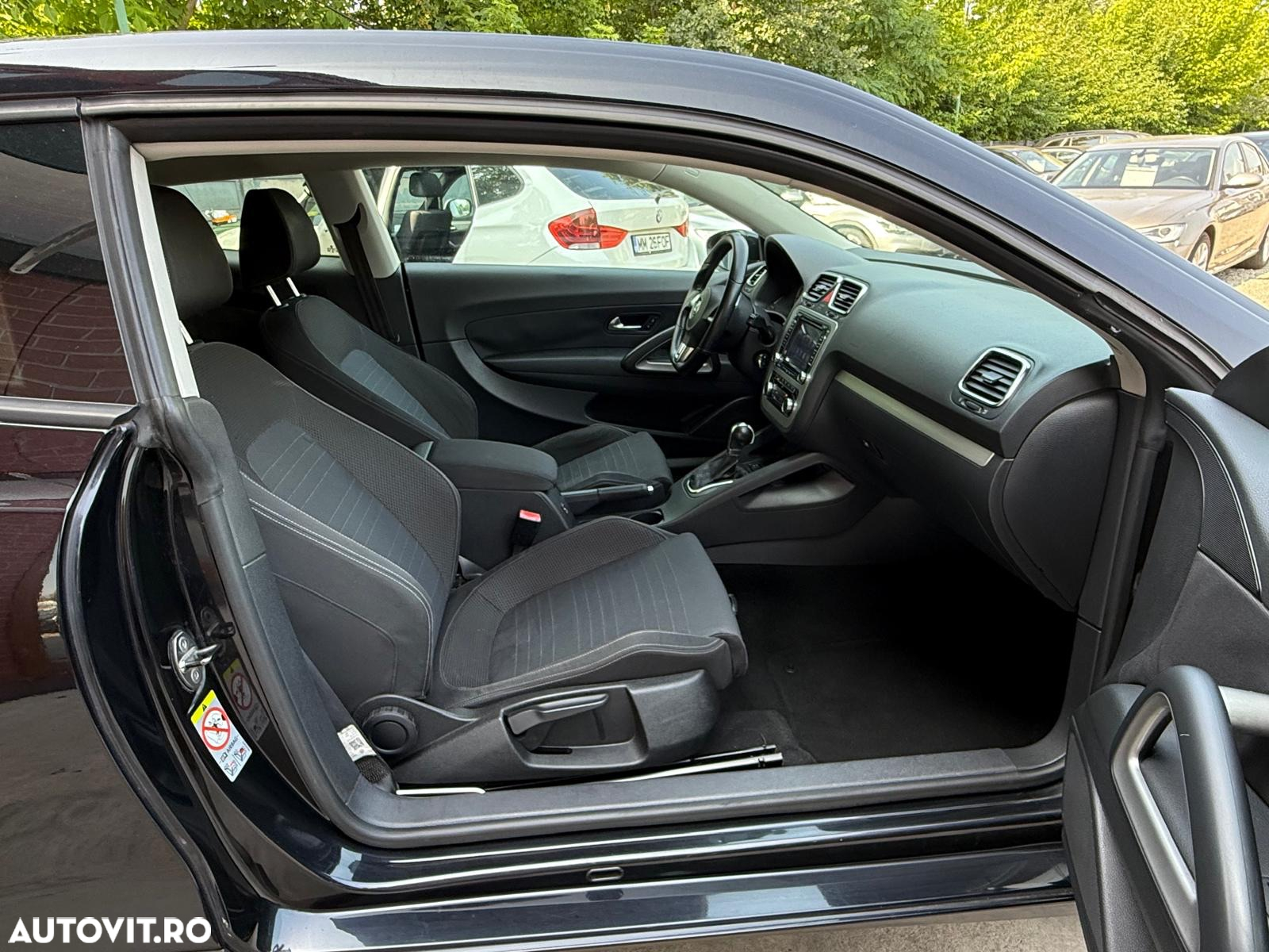 Volkswagen Scirocco 1.4 TSI DSG Edition - 14