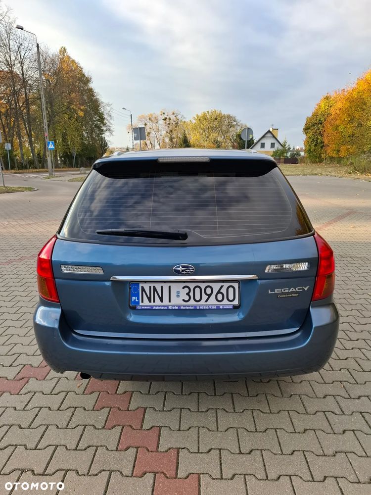 Subaru Legacy - 16