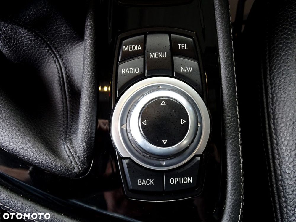 BMW Seria 2 216d Luxury Line - 22
