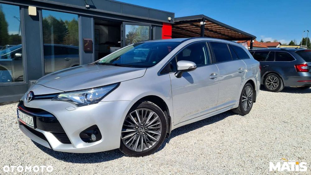Toyota Avensis - 5