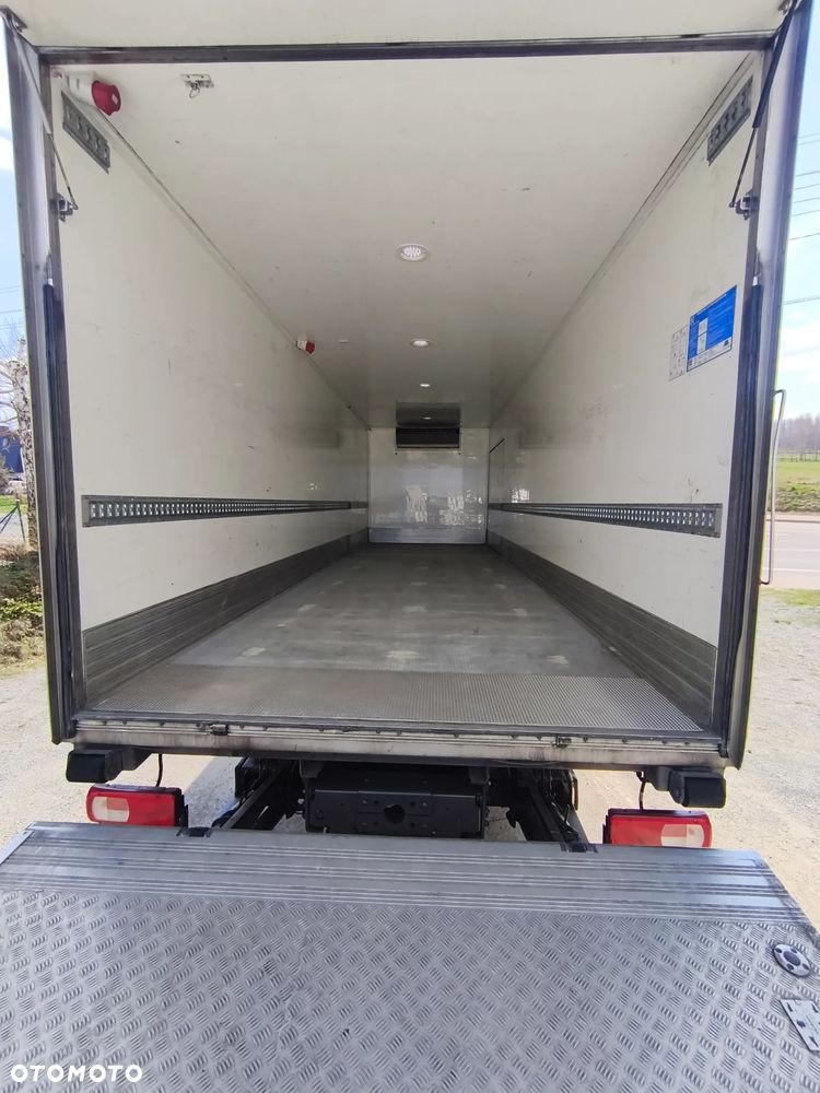 DAF CF 460 / 6 x 2 / Oś Skrętna / Chłodnia / Termo King / Sprowadzony / Sypialka / - 35