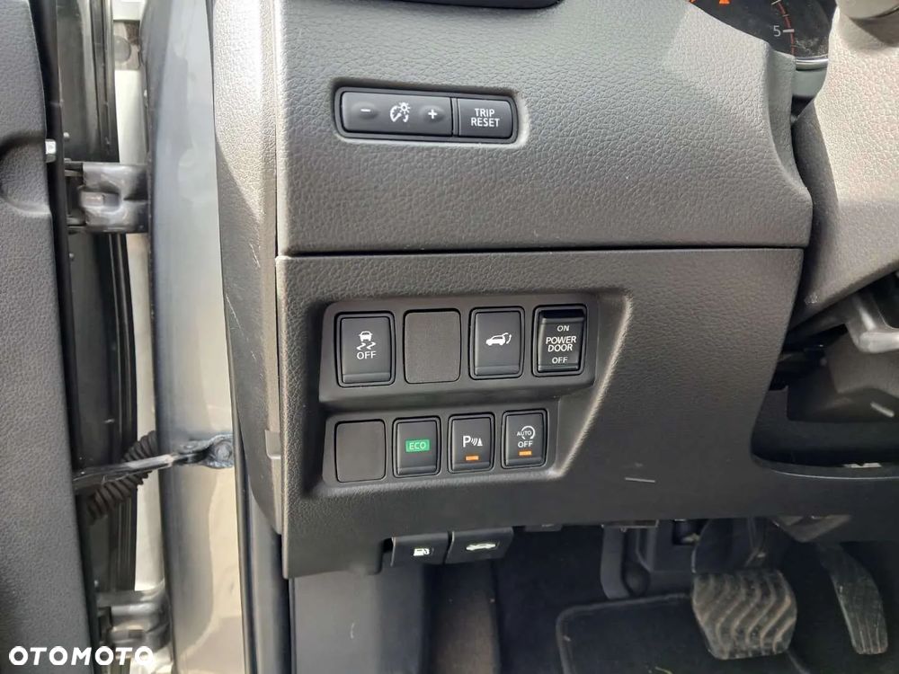Nissan X-Trail 2.0 dCi ALL-MODE 4x4i Xtronic Tekna - 15