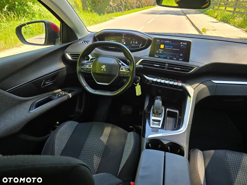 Peugeot 3008 PureTech 130 Stop & Start GPF Allure - 26