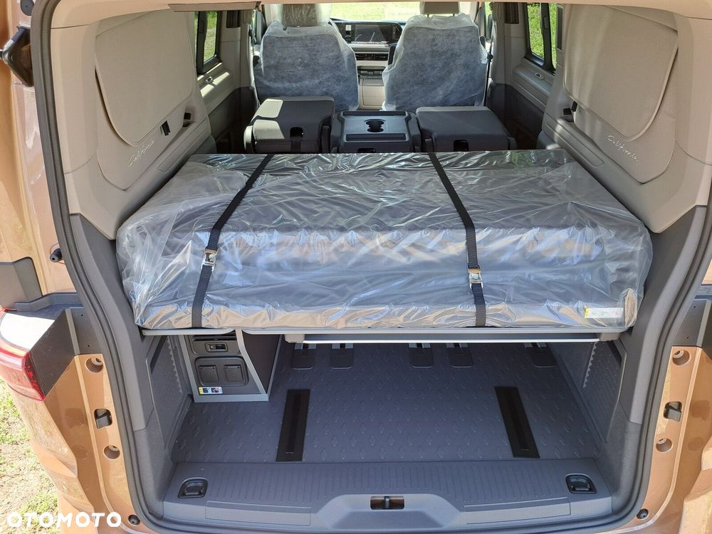 Volkswagen California - 11