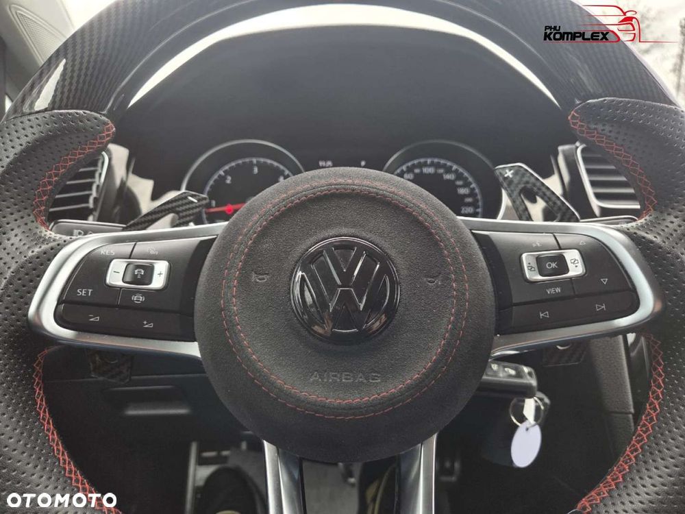 Volkswagen Golf - 16