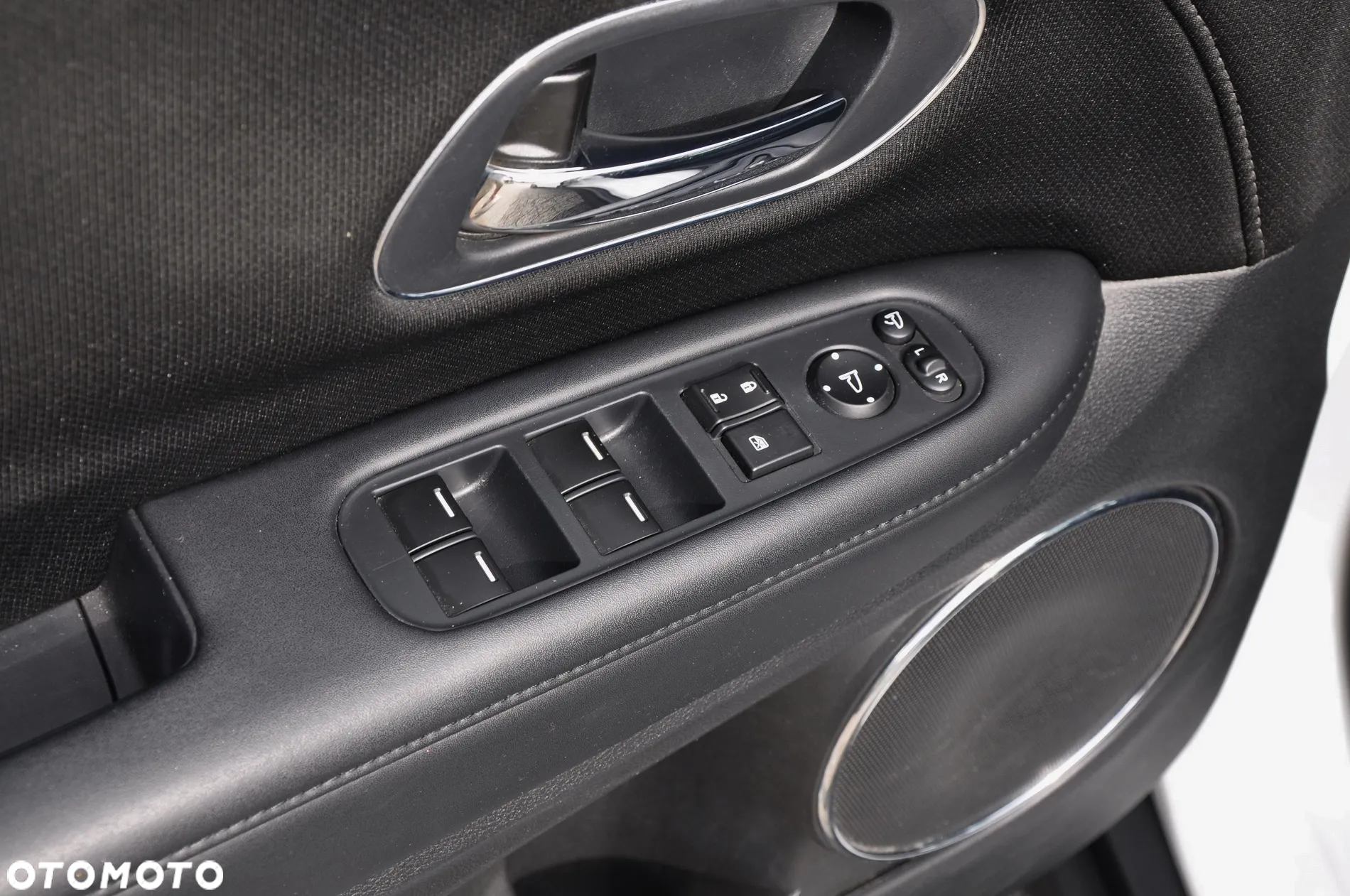 Honda HR-V 1.5 Executive (ADAS) CVT - 26