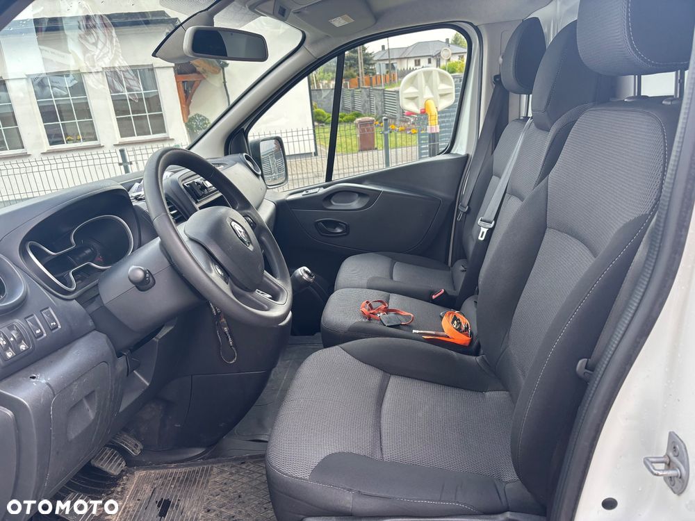 Renault Trafic - 14