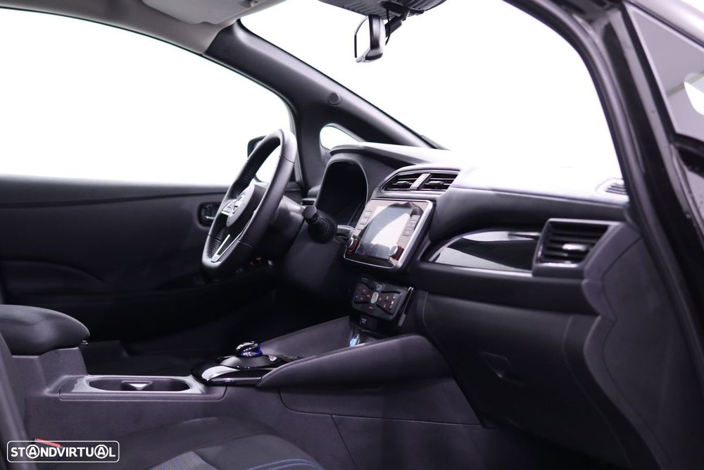 Nissan Leaf - 21