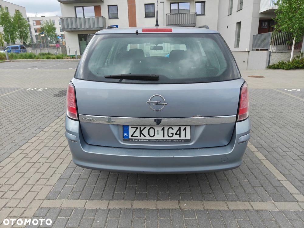 Opel Astra 1.4 Essentia - 4