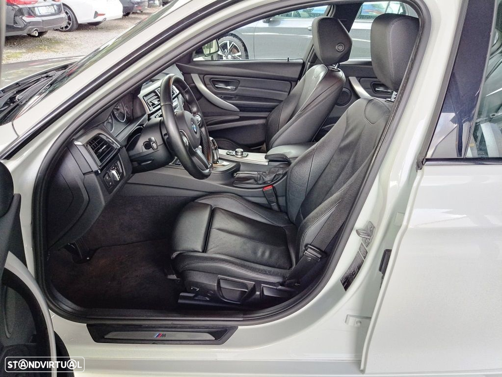 BMW 320 d Auto Pack M - 39