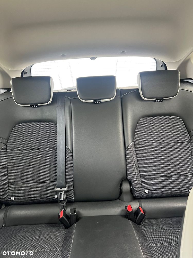 Renault Captur - 16