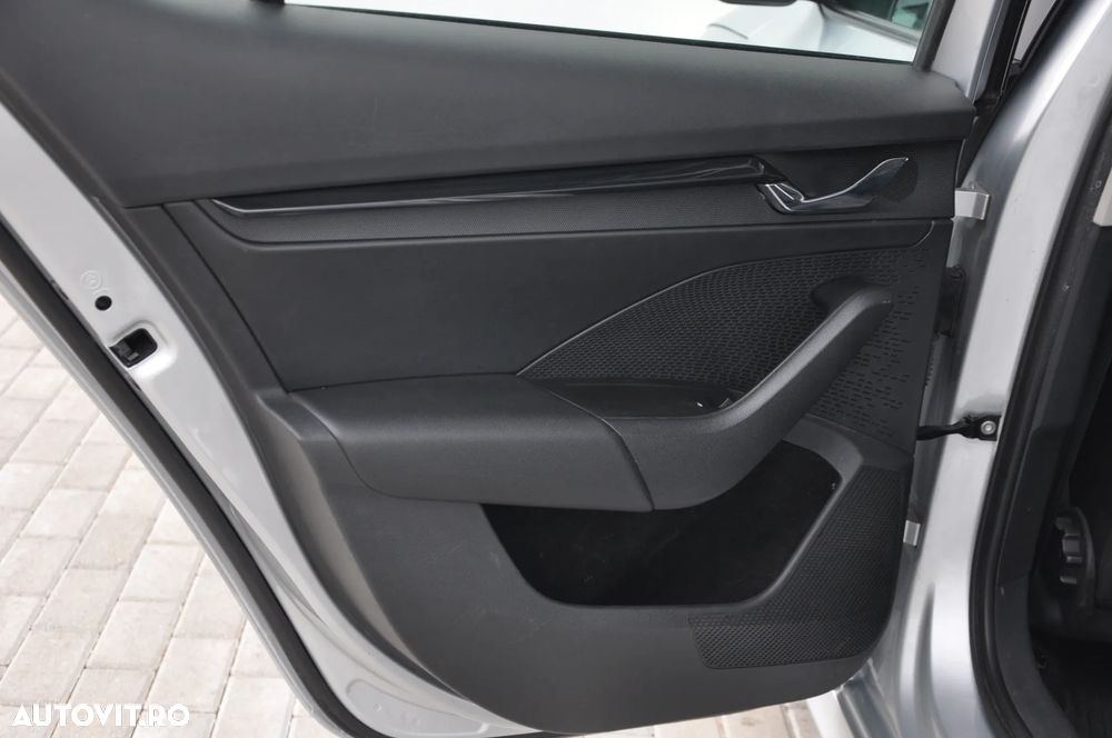 Skoda Octavia 2.0 TDI Ambition - 24