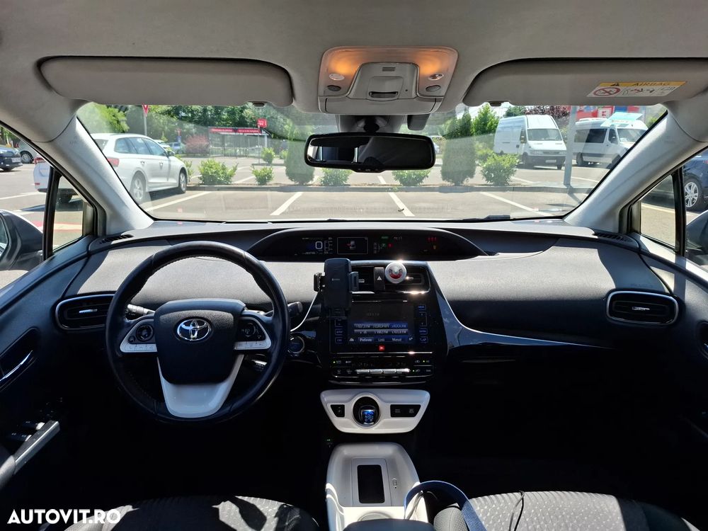 Toyota Prius - 24