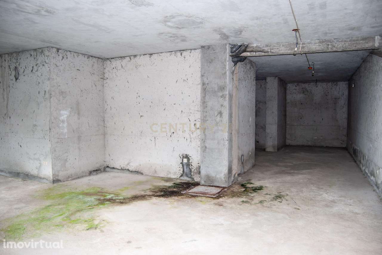 Loja com 115 m² no Centro de Vidreiro - Grande imagem: 3/21