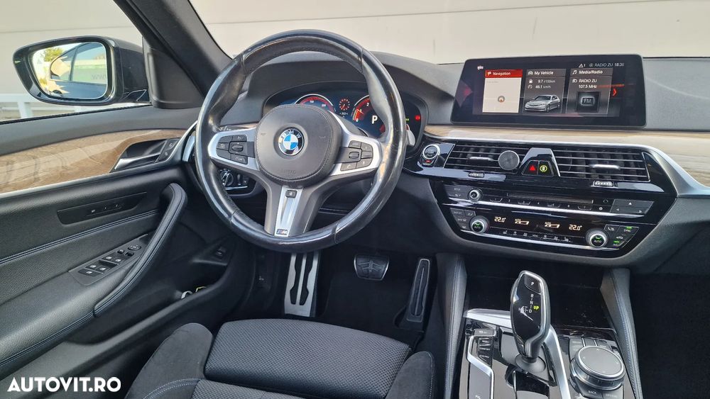 BMW Seria 5 530i xDrive AT - 2