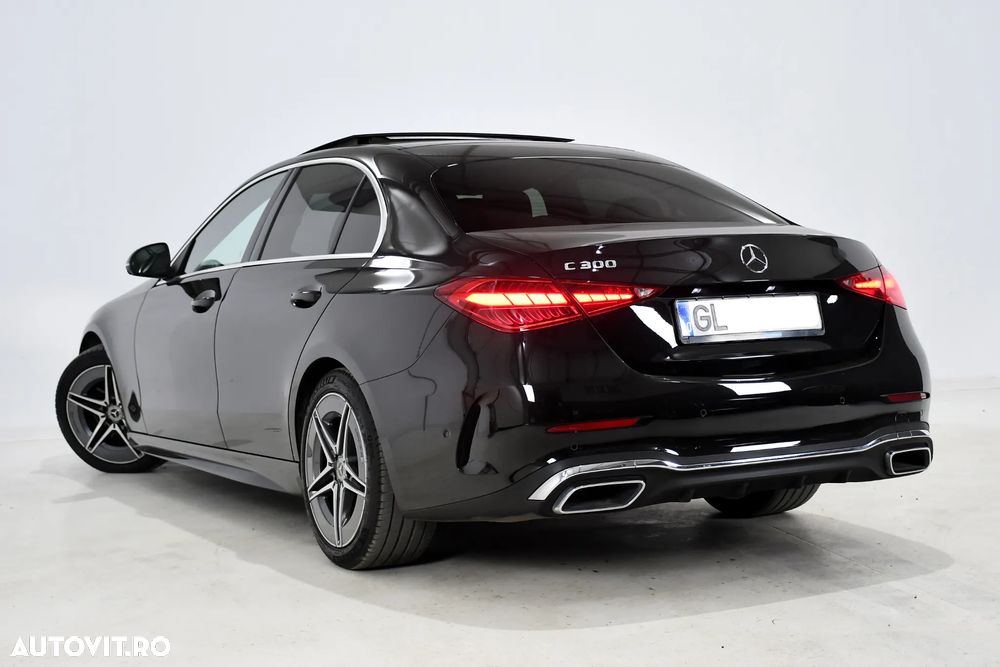 Mercedes-Benz C 300 9G-TRONIC AMG Line - 3