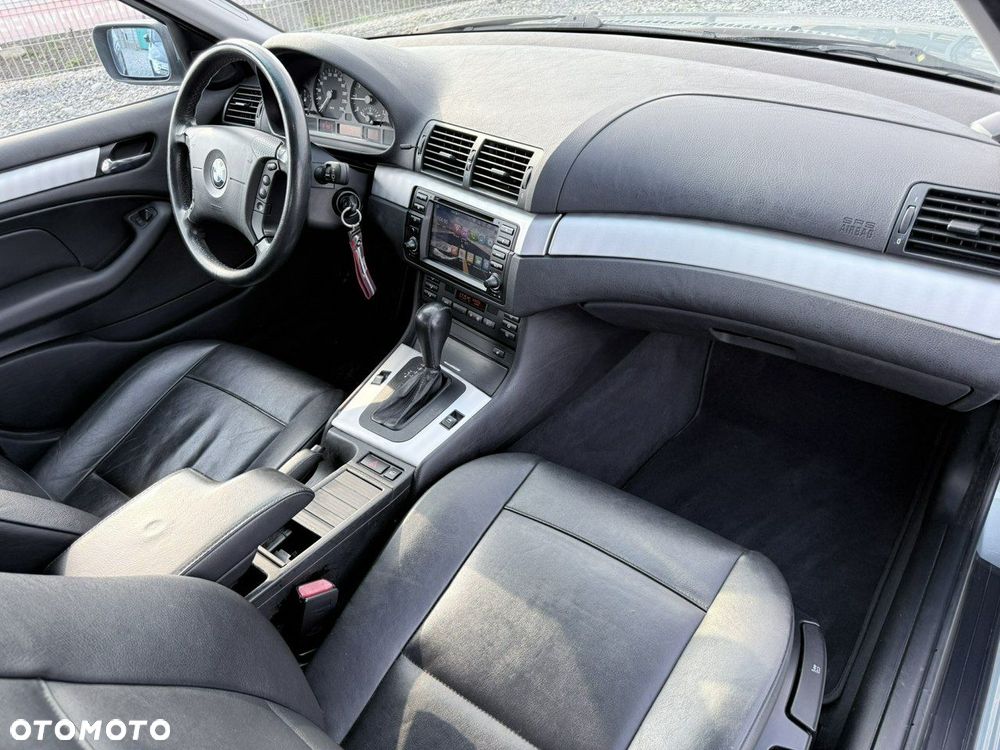 BMW Seria 3 318i - 22