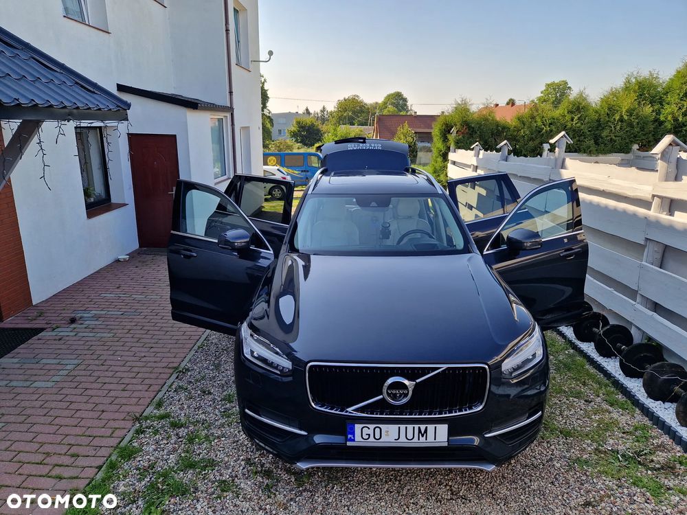 Volvo XC 90 D5 AWD Momentum - 9