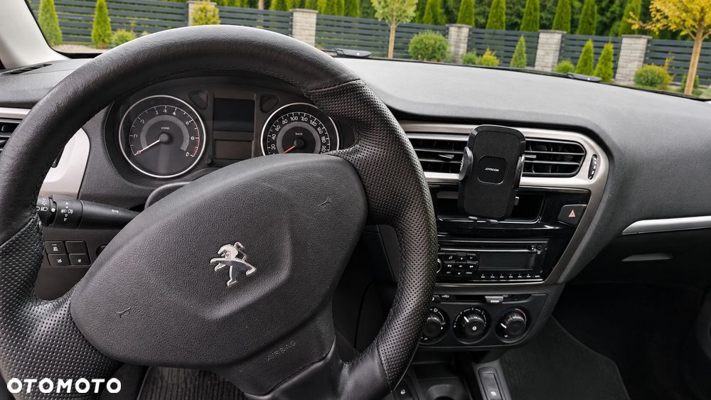 Peugeot 301 - 5