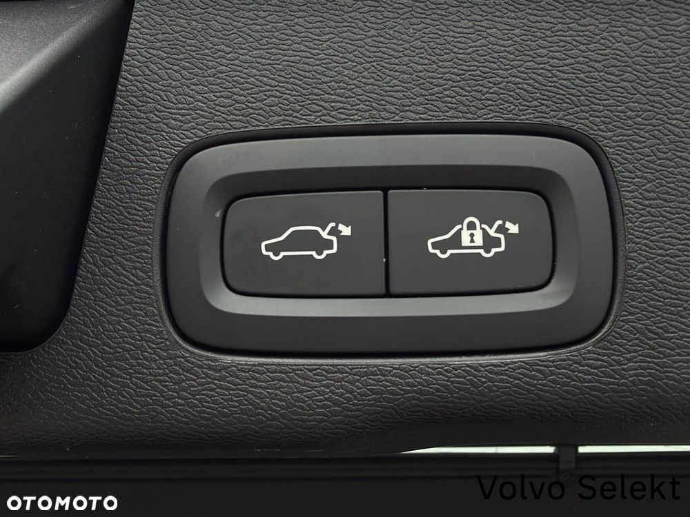 Volvo XC 60 - 32