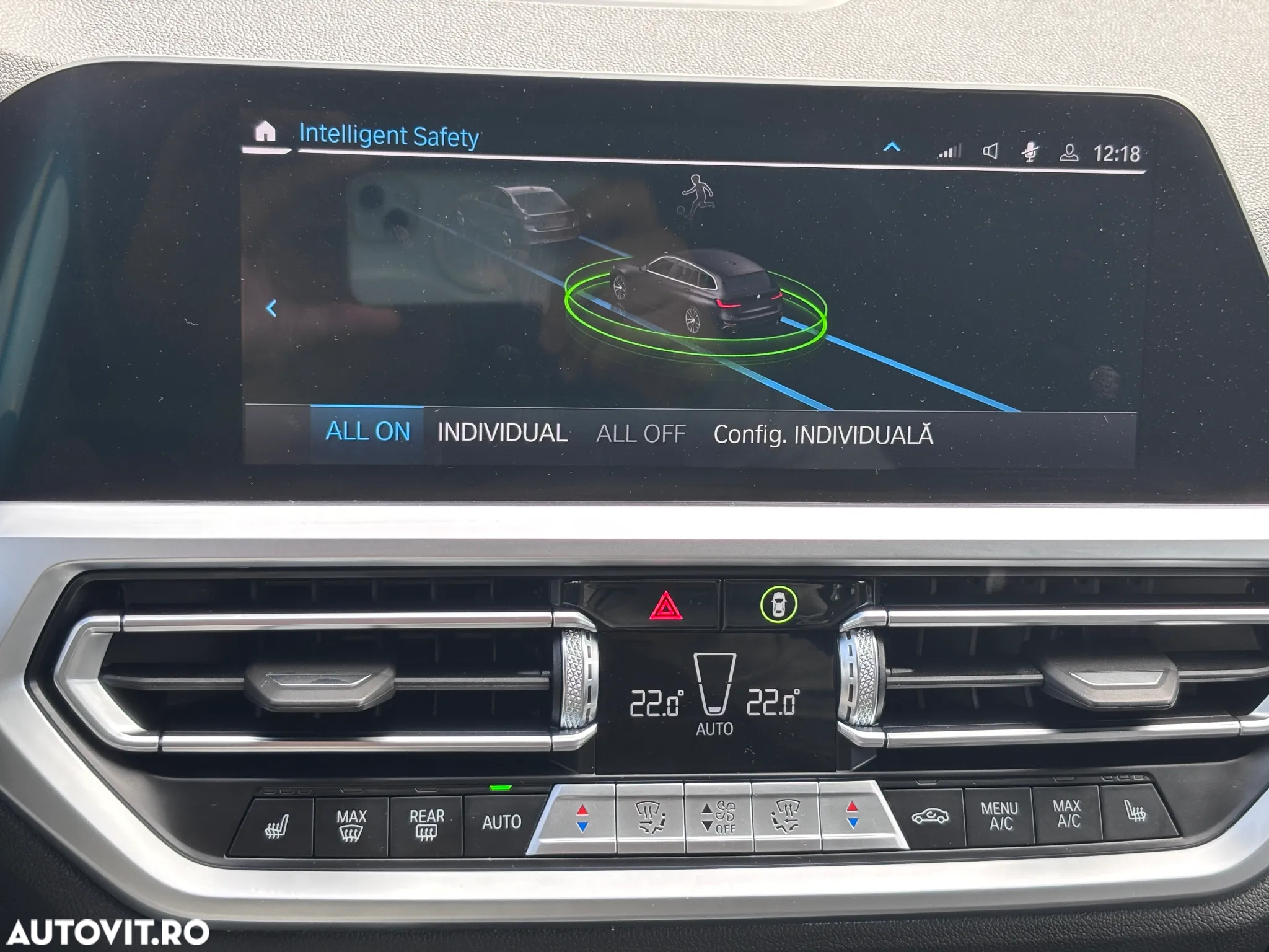 BMW Seria 3 320e Touring Aut. Sport Line - 29
