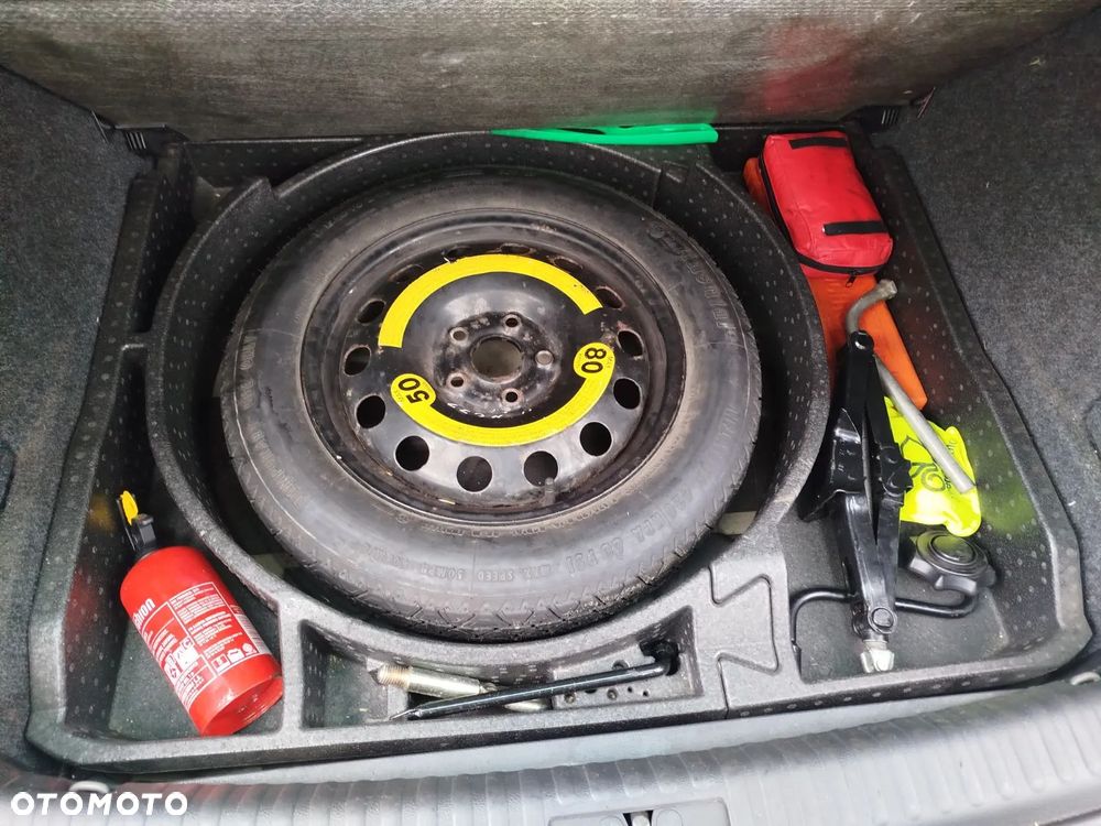 Volkswagen Tiguan 2.0 TDI 4Mot Sport&Style - 9