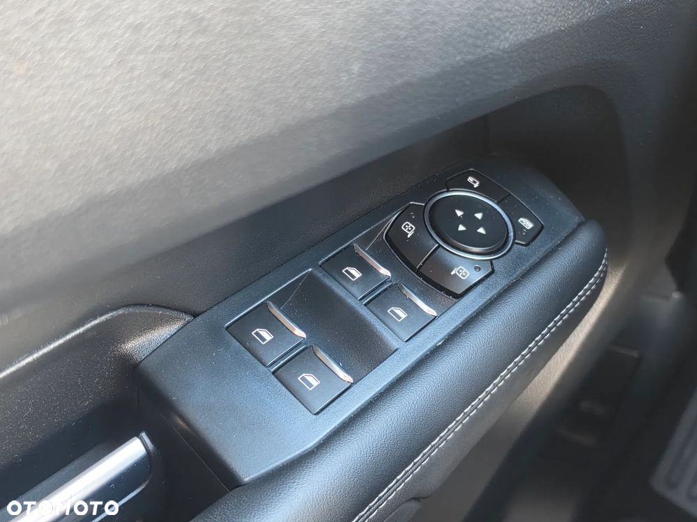 Volkswagen Amarok 3.0 V6 TDi 4MOTION Style - 24