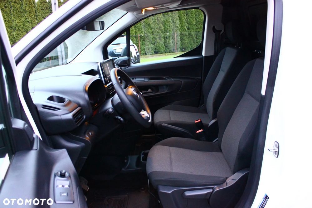 Toyota PROACE CITY BLASZAK 2 OSOBOWY 1.5 D-4D 100KM PEWNE AUTO FV23% - 20