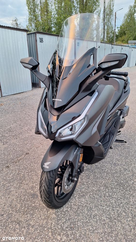 Honda NSS - 21