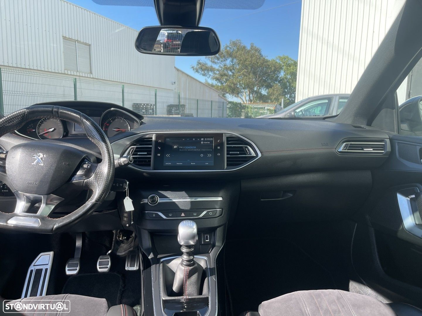 Peugeot 308 1.2 PureTech GT Line - 18