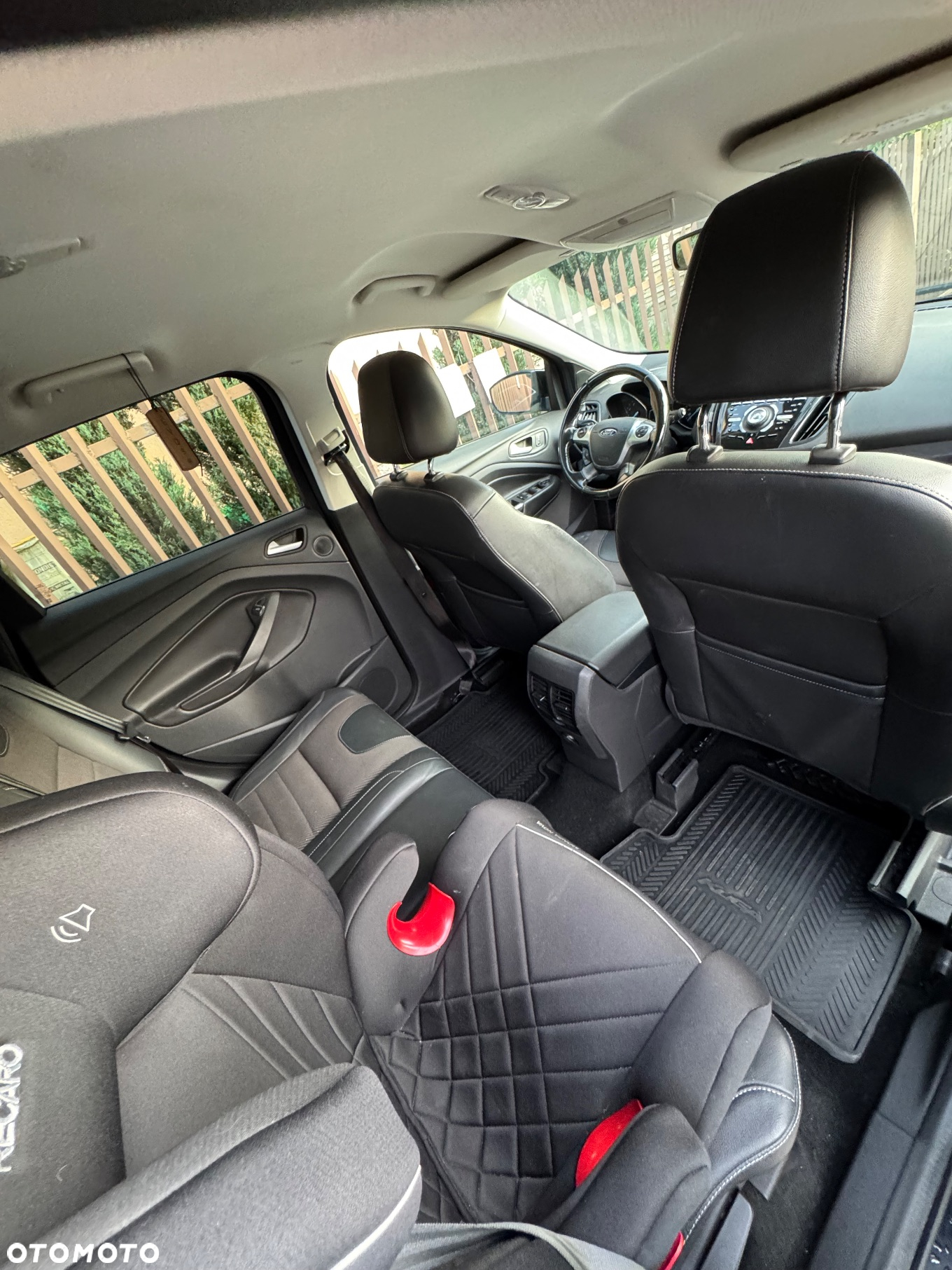 Ford Kuga 1.5 EcoBoost 4WD Titanium - 24