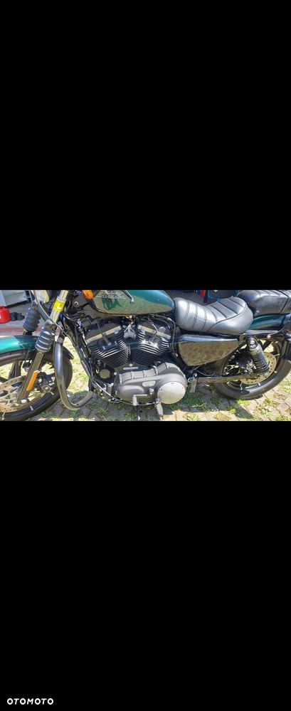 Harley-Davidson Sportster Iron 883 - 3