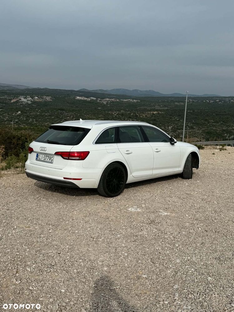 Audi A4 Avant 2.0 TDI S tronic - 2