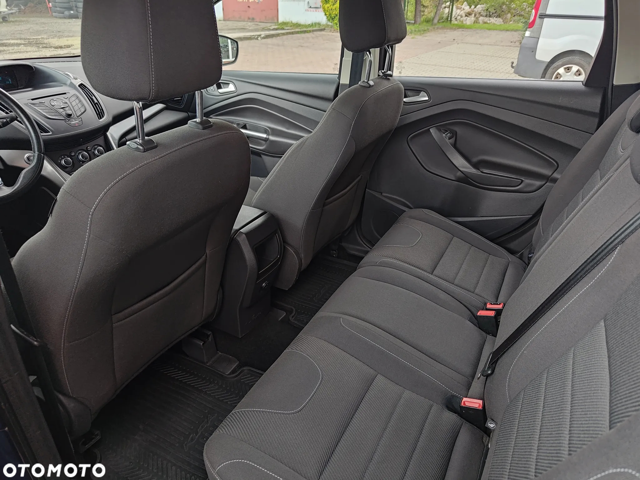 Ford Kuga 2.0 TDCi 4WD Trend - 26
