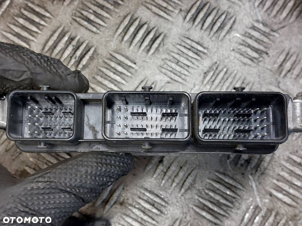 ZESTAW STARTOWY RENAULT MEGANE III 1.5 DCI 237100120R 284B61871R 284B14779R - 2
