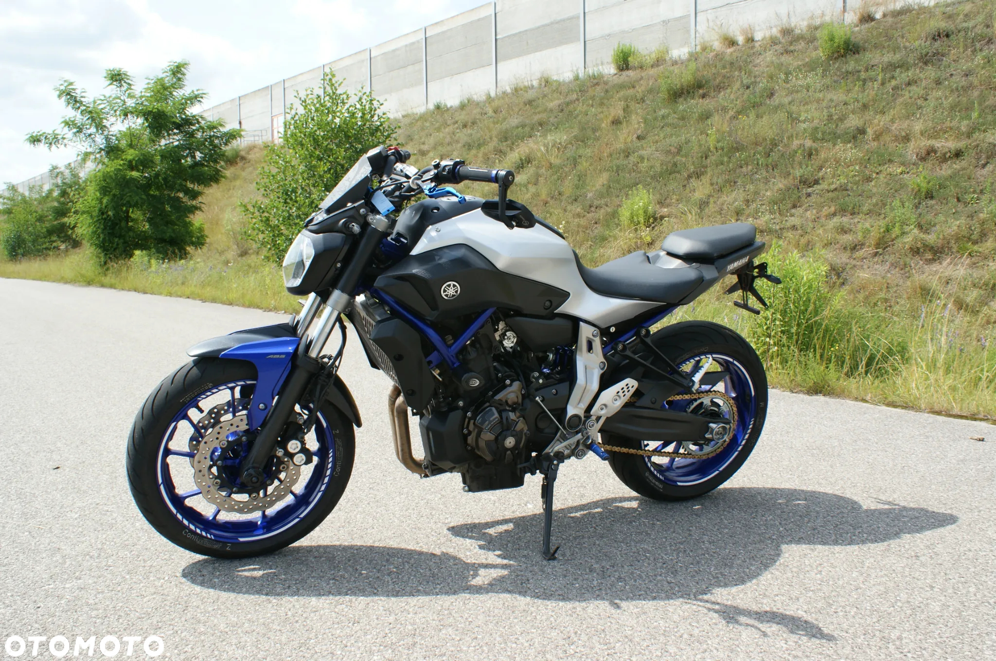 Yamaha MT - 7