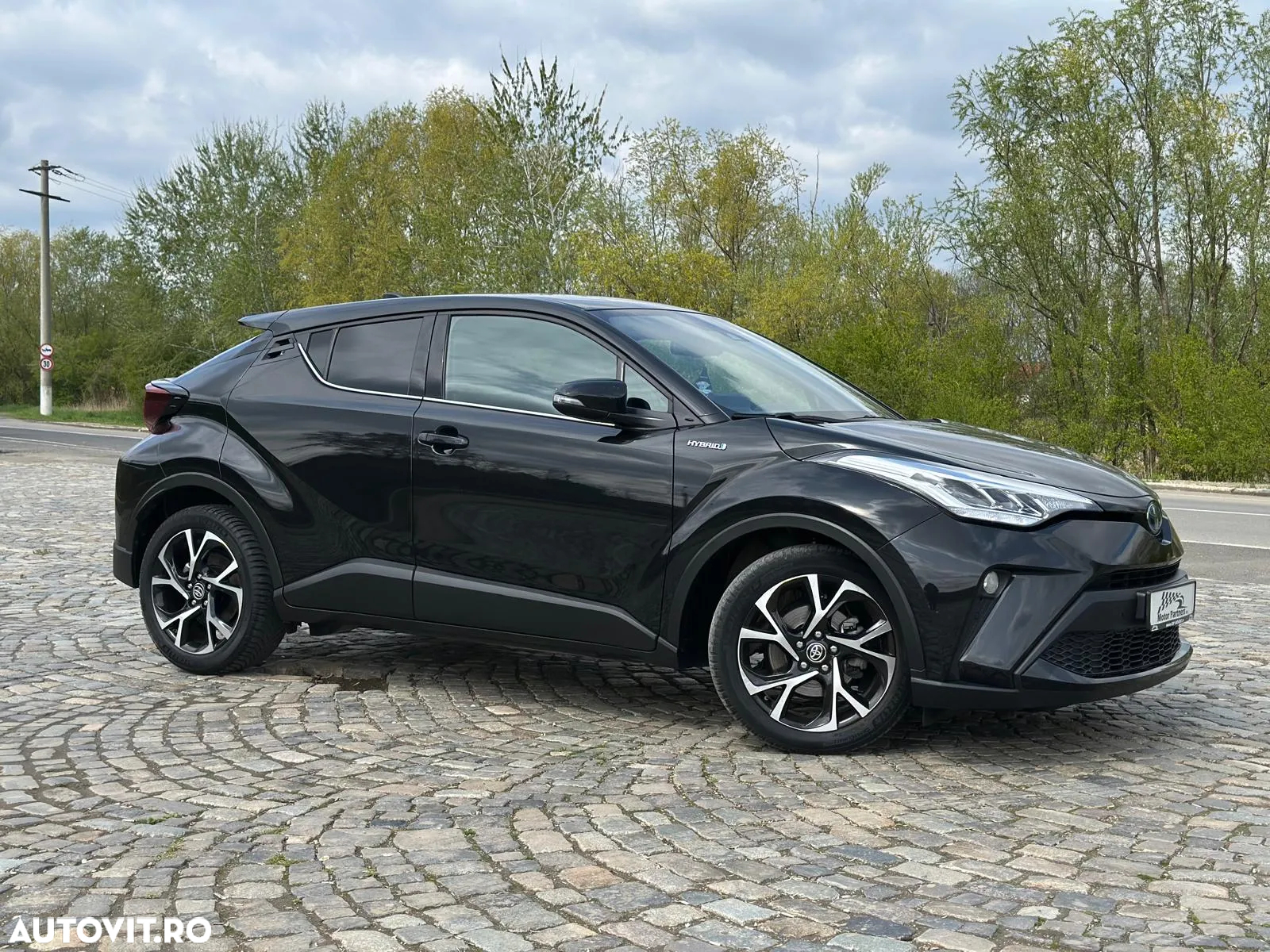 Toyota C-HR 2.0 HSD 184 CP 4x2 CVT Classy Bi-Tone - 2